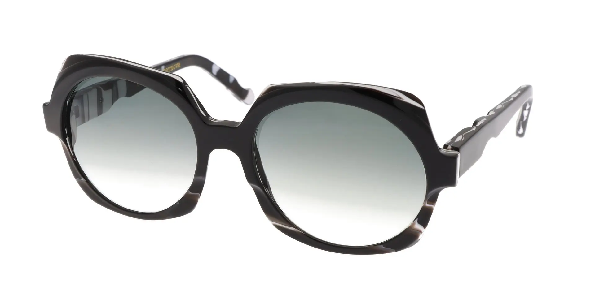 Modelo TAR color 06 posición lateral